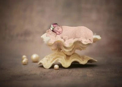 Newborn Photoshoot newborn baby photoshoot with parents newborn baby photoshoot newborn photography newborn baby photography 01
