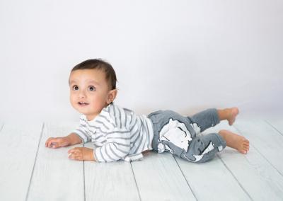 3 months Baby Photoshoot baby monthly photoshoot month wise baby photoshoot Thane Mumbai baby boy photoshoot