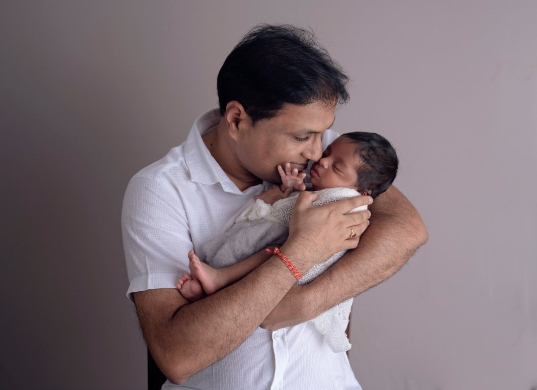 Father's Day Special 10 Ways for Father's to Bond Better with Newborn Baby and Enjoy Fatherhood